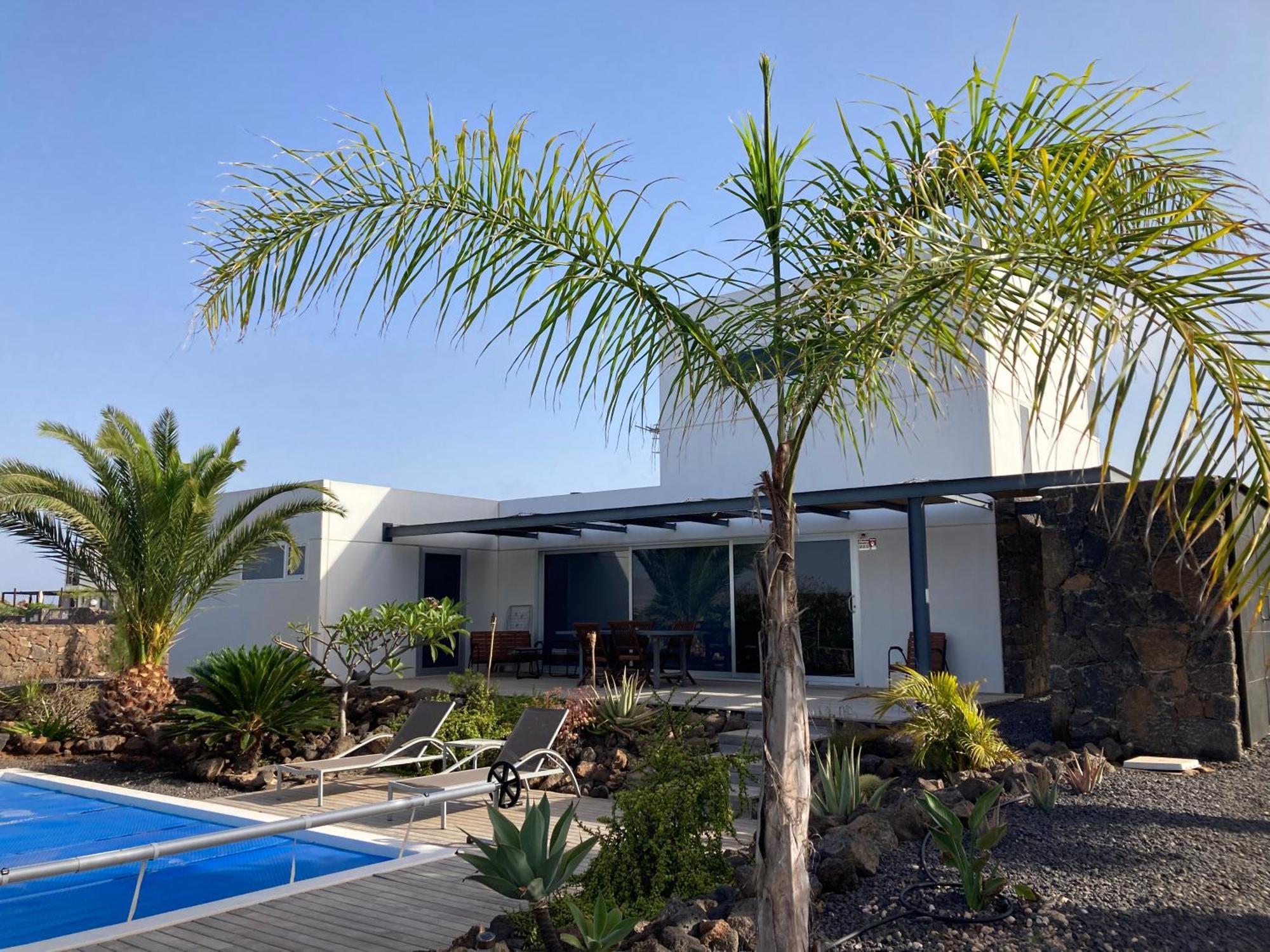 Majanicho Rock - Villa With Heated Pool Lajares Ngoại thất bức ảnh
